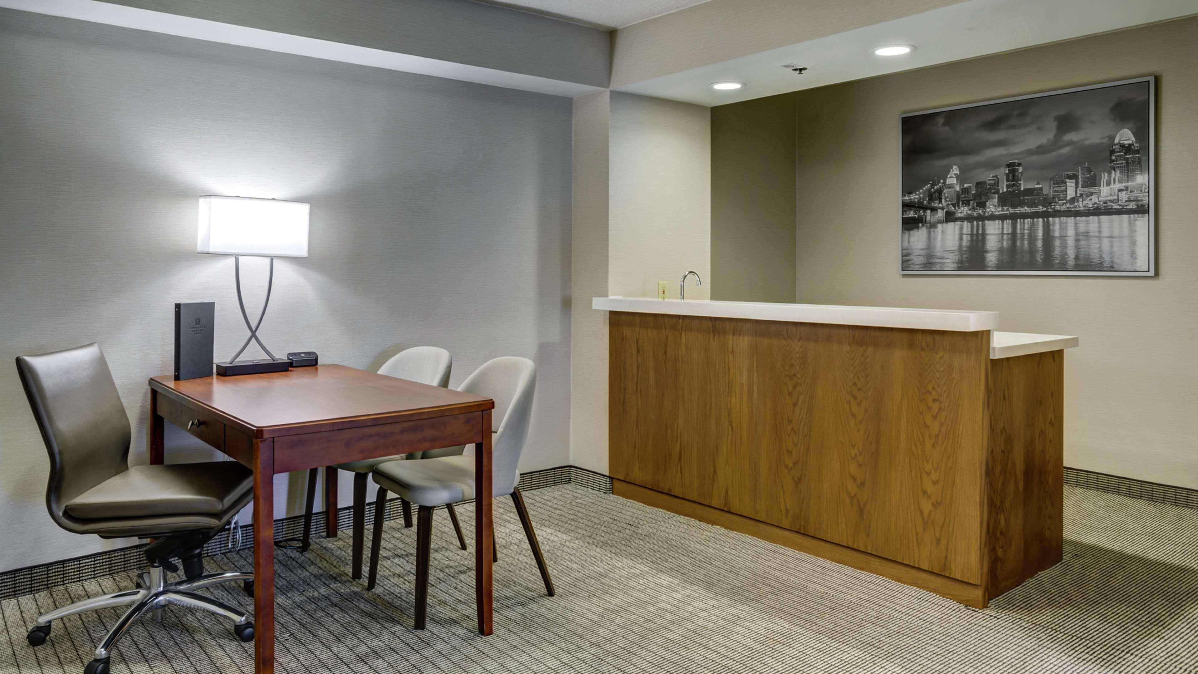 Embassy Suites Cincinnati - Rivercenter Covington Luaran gambar