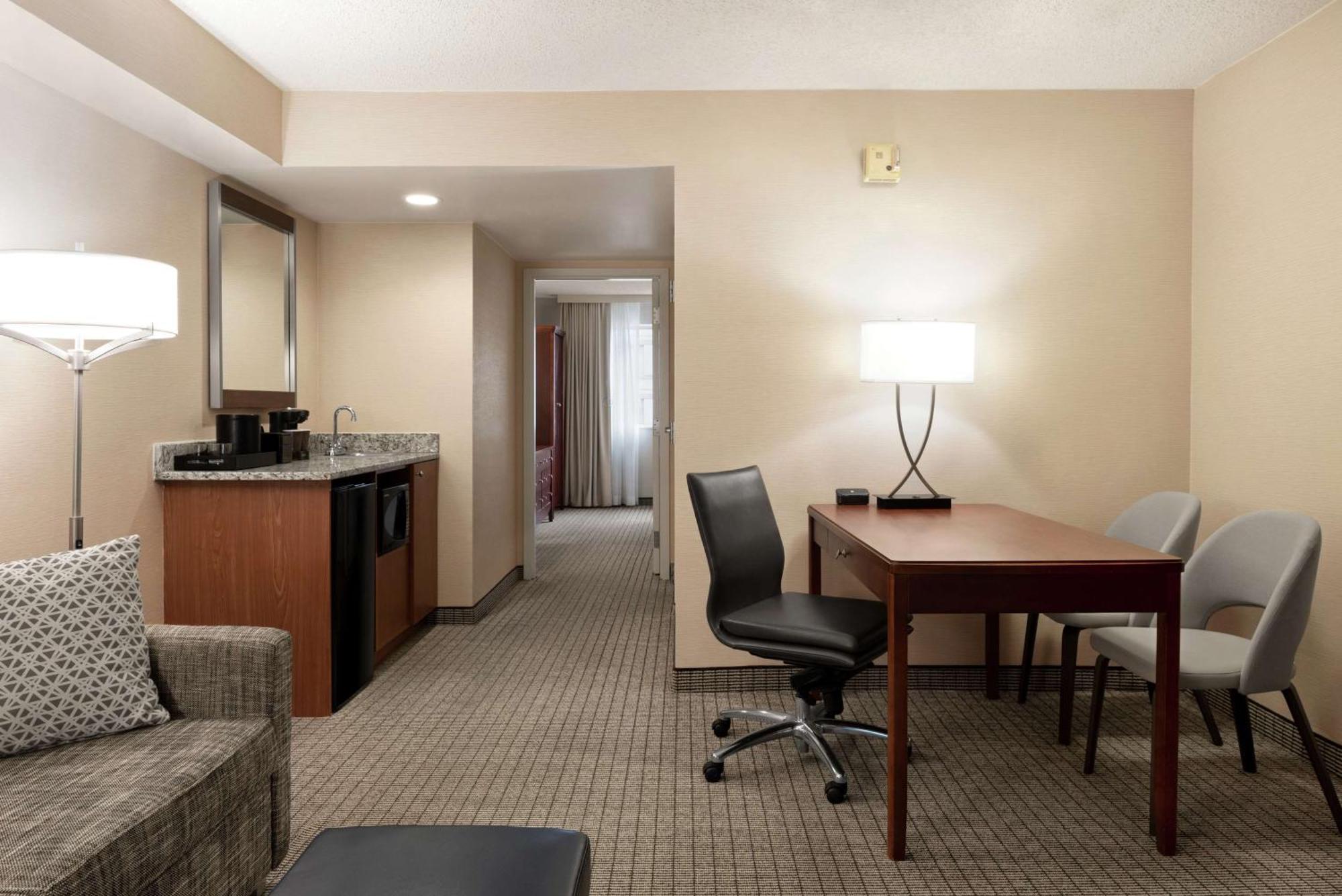Embassy Suites Cincinnati - Rivercenter Covington Luaran gambar